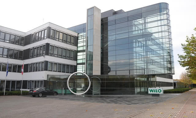 Wmurowanie kamienia węgielnego pod obiekt Wilo